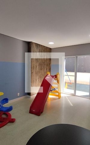 Apartamento para alugar com 53m², 2 quartos e 1 vaga Apartamento para alugar com 53m², 2 quartos e 1 vagaÁrea comum - Brinquedoteca