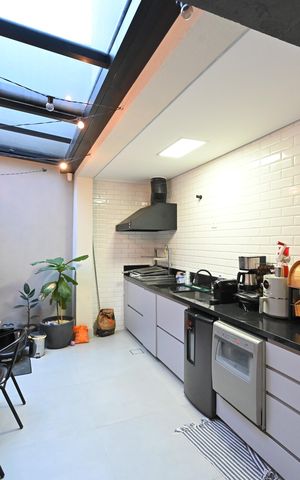 Casa à venda com 150m², 3 quartos e 2 vagasCozinha