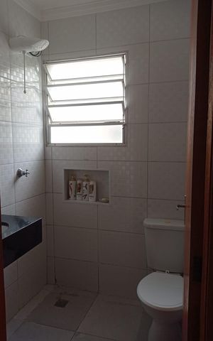 Apartamento à venda com 44m², 2 quartos e 1 vaga Apartamento à venda com 44m², 2 quartos e 1 vagaBanheiro