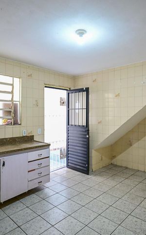 Casa à venda com 160m², 2 quartos e 2 vagasCozinha