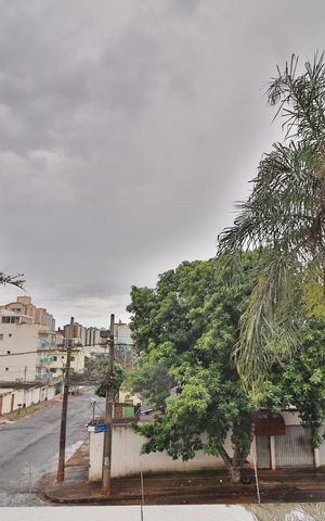 Casa para alugar com 300m², 4 quartos e 2 vagasVista