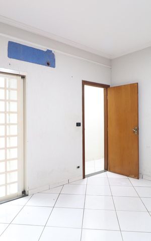 Casa para alugar com 300m², 4 quartos e 2 vagasQuarto 3 - Suíte