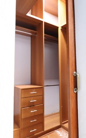 Casa para alugar com 300m², 4 quartos e 2 vagasQuarto 1 - Suíte - Closet