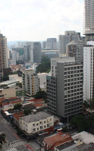 Apartamento à venda com 184m², 3 quartos e 2 vagasVista da Suíte 2