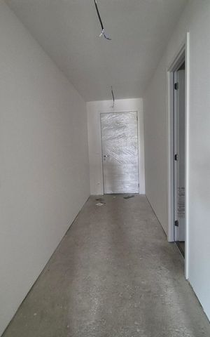 Apartamento à venda com 184m², 3 quartos e 2 vagas Apartamento à venda com 184m², 3 quartos e 2 vagasHall de Entrada