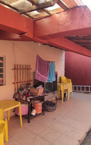 Casa à venda com 328m², 6 quartos e 3 vagasGaragem