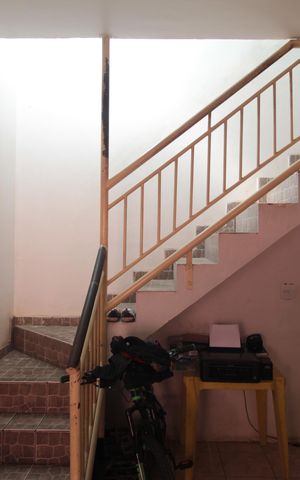 Casa à venda com 328m², 6 quartos e 3 vagasSala
