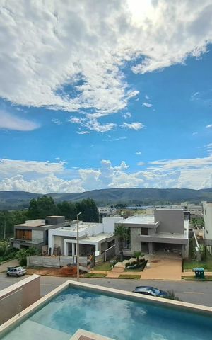 Casa de condomínio à venda com 650m², 3 quartos e 6 vagas