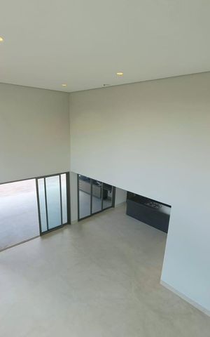 Casa de condomínio à venda com 650m², 3 quartos e 6 vagas