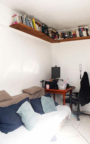 Studio à venda com 32m², 1 quarto e sem vagaSala