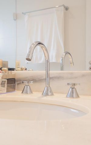 Apartamento à venda com 76m², 2 quartos e 1 vagaBanheiro da Suíte 2