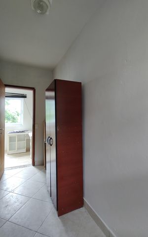 Casa à venda com 300m², 5 quartos e 1 vagaEscritório