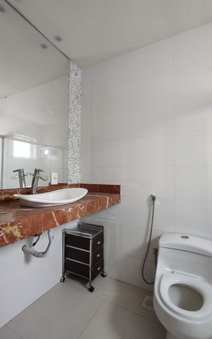 Casa à venda com 300m², 5 quartos e 1 vagaBanheiro da Suíte