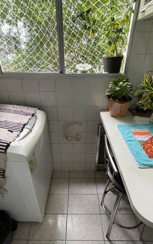 Apartamento à venda com 58m², 2 quartos e 1 vaga Apartamento à venda com 58m², 2 quartos e 1 vagaCozinha e Área de Serviço