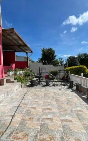 Casa para alugar com 100m², 2 quartos e 2 vagas