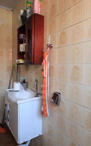 Casa à venda com 261m², 5 quartos e 3 vagasBanheiro casa 3