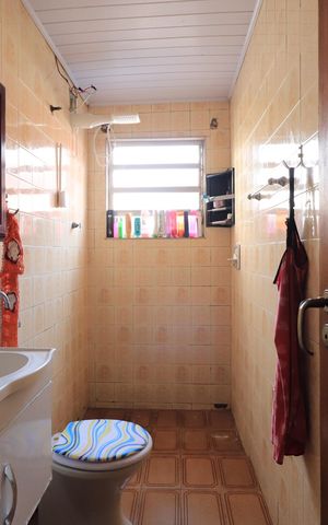 Casa à venda com 261m², 5 quartos e 3 vagasBanheiro casa 3