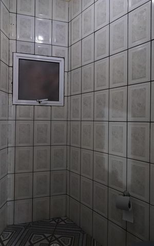Casa à venda com 261m², 5 quartos e 3 vagasBanheiro Casa 2