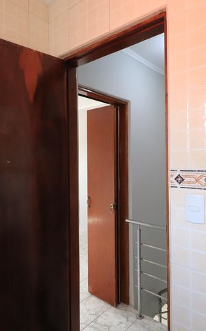 Casa à venda com 261m², 5 quartos e 3 vagasBanheiro