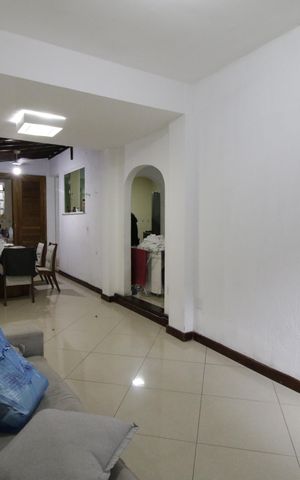 Casa à venda com 140m², 3 quartos e 1 vagaÁrea externa