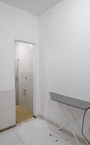 Casa à venda com 140m², 3 quartos e 1 vagaÁrea de Serviço