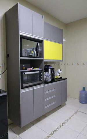 Casa à venda com 140m², 3 quartos e 1 vagaCozinha - Armários