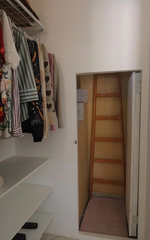 Casa de condomínio à venda com 360m², 3 quartos e 3 vagasQuarto 1 - Closet
