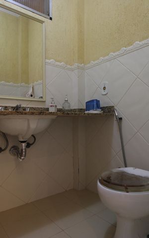 Casa de condomínio à venda com 360m², 3 quartos e 3 vagasLavabo