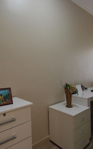 Casa de condomínio à venda com 360m², 3 quartos e 3 vagasEscritório