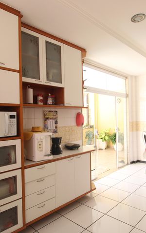 Casa de condomínio à venda com 360m², 3 quartos e 3 vagasCozinha