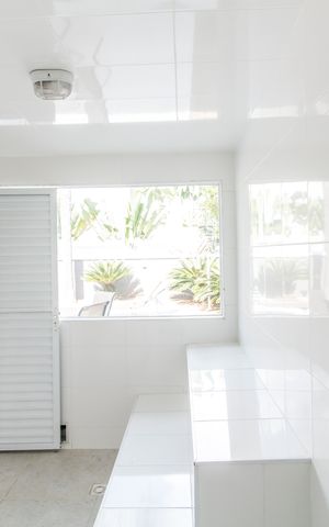 Casa de condomínio para alugar com 360m², 4 quartos e 6 vagas Casa de condomínio para alugar com 360m², 4 quartos e 6 vagasSaúna