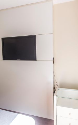 Casa de condomínio para alugar com 360m², 4 quartos e 6 vagas Casa de condomínio para alugar com 360m², 4 quartos e 6 vagasSuíte master