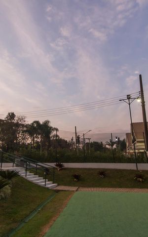 Casa de condomínio para alugar com 360m², 4 quartos e 6 vagasQuadra Esportiva