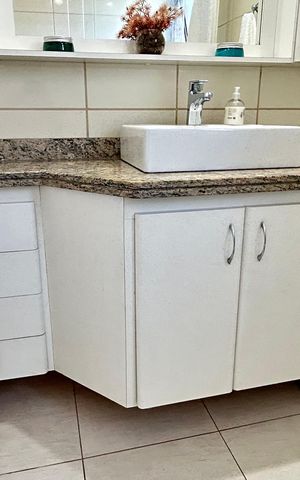 Apartamento à venda com 136m², 3 quartos e 4 vagas Apartamento à venda com 136m², 3 quartos e 4 vagasBanheiro da Suíte 3