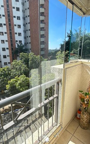 Apartamento à venda com 136m², 3 quartos e 4 vagas Apartamento à venda com 136m², 3 quartos e 4 vagasVaranda da Suíte 3