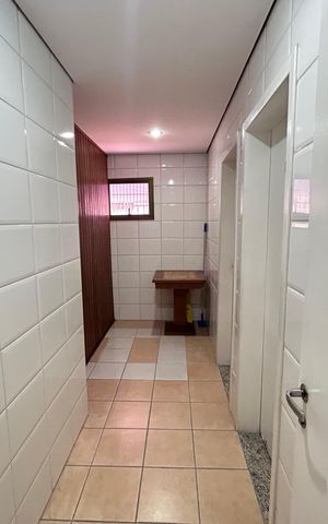Apartamento à venda com 136m², 3 quartos e 4 vagas Apartamento à venda com 136m², 3 quartos e 4 vagasSauna