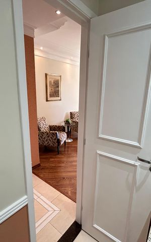 Apartamento à venda com 136m², 3 quartos e 4 vagas Apartamento à venda com 136m², 3 quartos e 4 vagasBanheiro 1