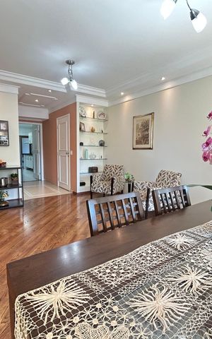 Apartamento à venda com 136m², 3 quartos e 4 vagas Apartamento à venda com 136m², 3 quartos e 4 vagasSala