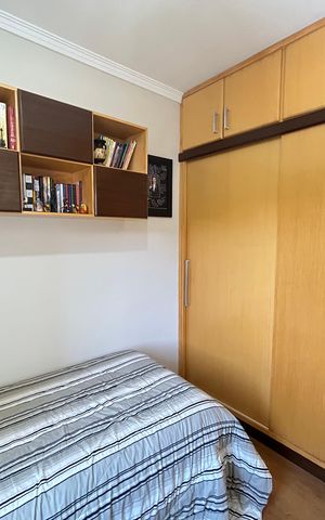 Apartamento à venda com 136m², 3 quartos e 4 vagas Apartamento à venda com 136m², 3 quartos e 4 vagasQuarto Suíte 2