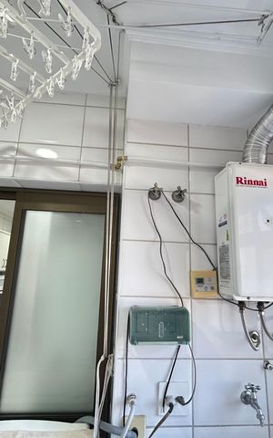 Apartamento à venda com 136m², 3 quartos e 4 vagas Apartamento à venda com 136m², 3 quartos e 4 vagasÁrea de Serviço