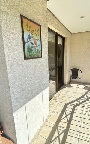 Apartamento à venda com 136m², 3 quartos e 4 vagas Apartamento à venda com 136m², 3 quartos e 4 vagasVaranda da Sala
