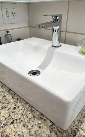 Apartamento à venda com 136m², 3 quartos e 4 vagas Apartamento à venda com 136m², 3 quartos e 4 vagasBanheiro da Suíte 2