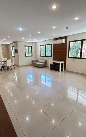 Apartamento à venda com 136m², 3 quartos e 4 vagas Apartamento à venda com 136m², 3 quartos e 4 vagasÁrea comum - Salão de festas