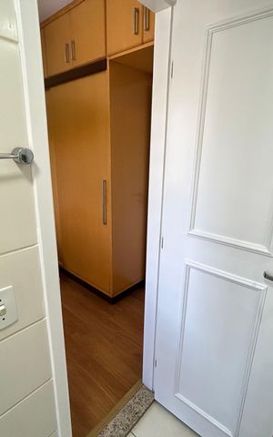 Apartamento à venda com 136m², 3 quartos e 4 vagas Apartamento à venda com 136m², 3 quartos e 4 vagasBanheiro da Suíte 2