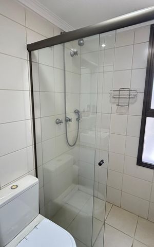 Apartamento à venda com 136m², 3 quartos e 4 vagas Apartamento à venda com 136m², 3 quartos e 4 vagasBanheiro da Suíte 2