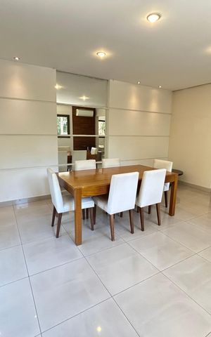 Apartamento à venda com 136m², 3 quartos e 4 vagas Apartamento à venda com 136m², 3 quartos e 4 vagasÁrea comum - Salão de festas