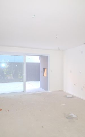 Apartamento à venda com 109m², 2 quartos e 1 vaga Apartamento à venda com 109m², 2 quartos e 1 vagaSala