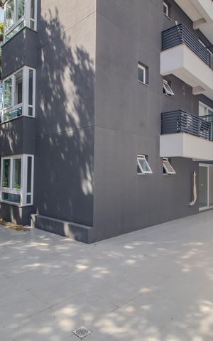 Apartamento à venda com 157m², 2 quartos e 1 vaga Apartamento à venda com 157m², 2 quartos e 1 vagaQuintal