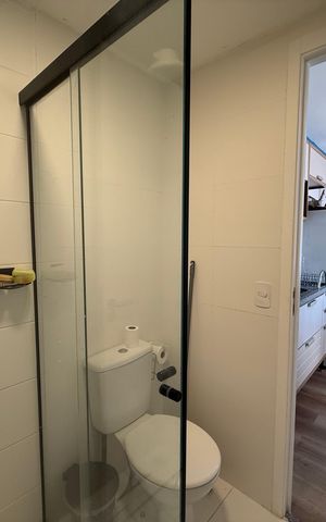 Studio à venda com 28m², 1 quarto e sem vaga Studio à venda com 28m², 1 quarto e sem vagaBanheiro