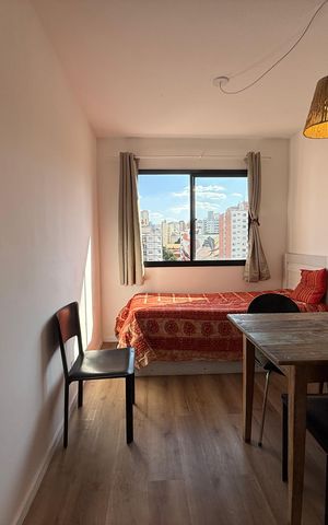 Studio à venda com 28m², 1 quarto e sem vaga Studio à venda com 28m², 1 quarto e sem vagaEstar/Jantar/Quarto